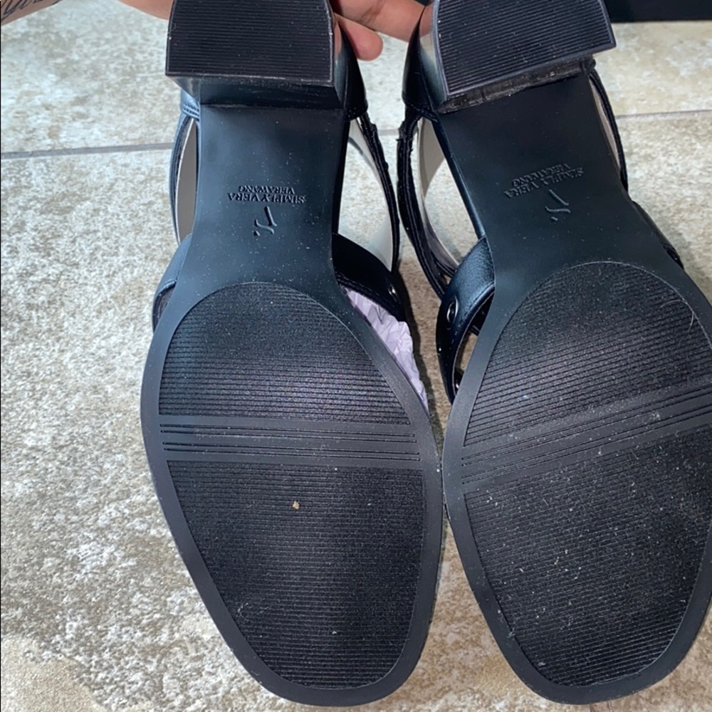 Heels - Picture 6 of 7